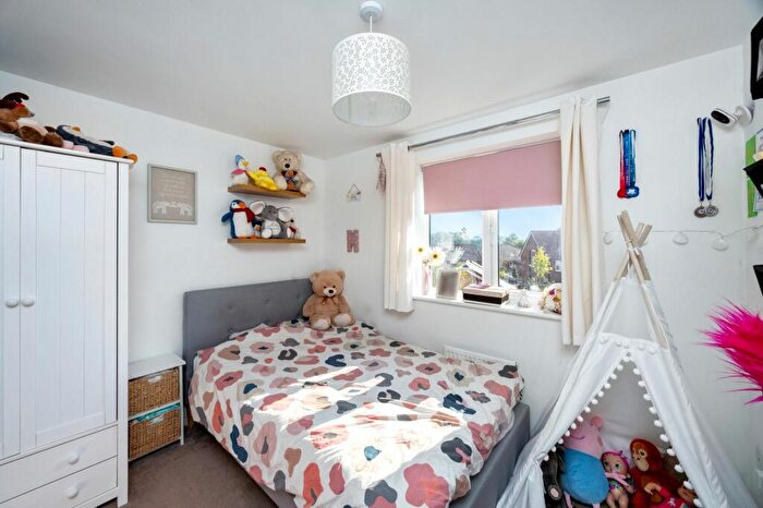 2 Bedroom Semi-Detached House For Sale In Rhodes Way, Billingshurst, RH14