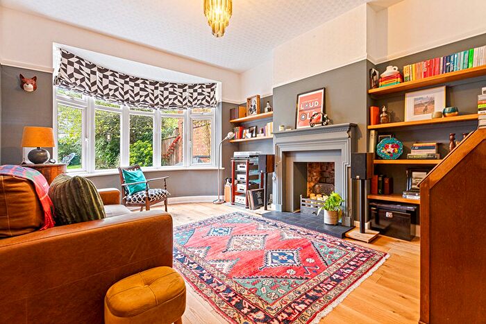 3 Bedroom Semi-detached House For Sale In Danehurst Avenue, Leicester, LE3