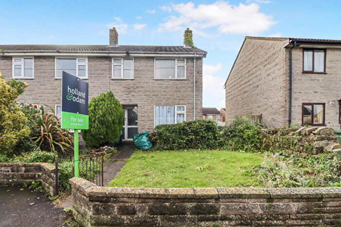 3 Bedroom End Of Terrace House For Sale In Main Street, Walton, BA16