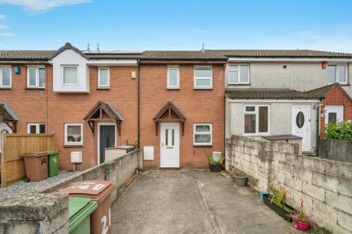 2 Bedroom Terraced House For Sale In Kirkstall Close, Plymouth, Devon, PL2
