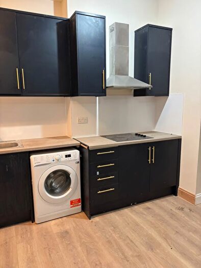 Studio To Rent In Stroud Green Road, London, N4