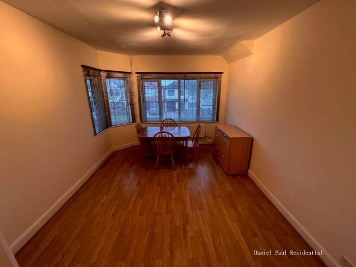 1 Bedroom Flat To Rent In Stucley Road, Osterley TW5