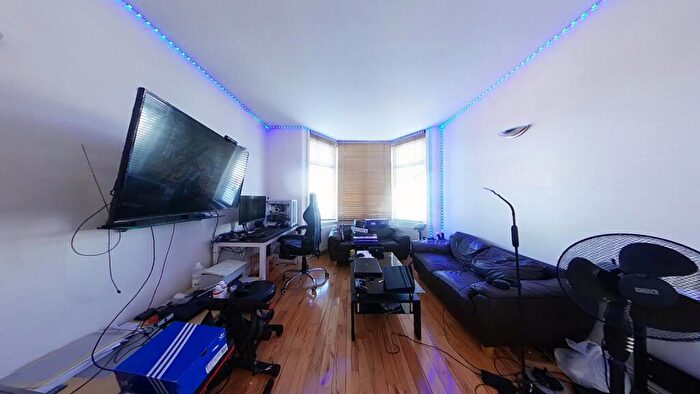 1 Bedroom Flat For Sale In Hindes Road, Harrow, Middlesex, HA1