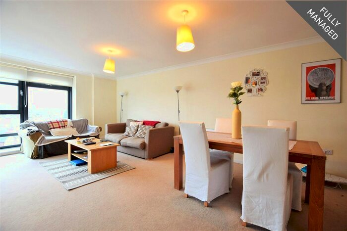 2 Bedroom Flat To Rent In Q West, Kennet Street, Reading, Berkshire, RG1