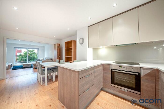 1 Bedroom Apartment For Sale In Croft House, Heritage Avenue, London, NW9