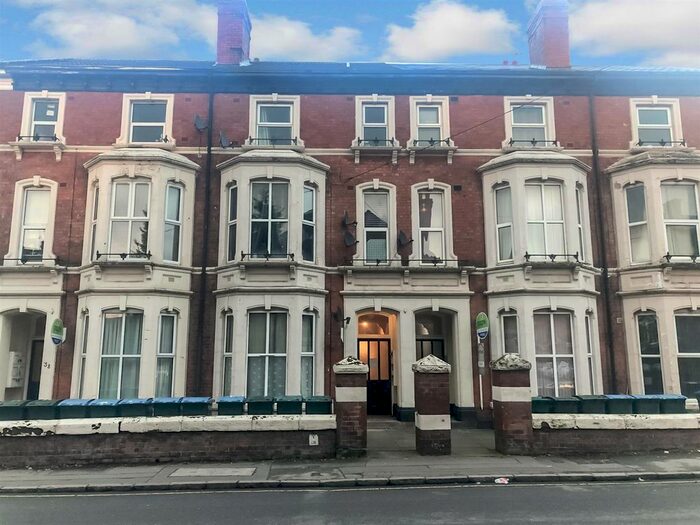 1 Bedroom Flat To Rent In Coundon Road, Lower Coundon, Coventry, West Midlands, CV1