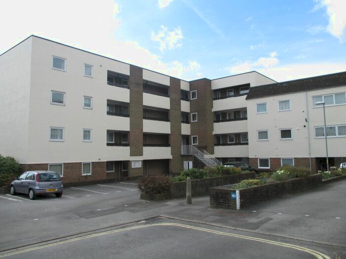 1 Bedroom Flat To Rent In Regal Close, Cosham, Portsmouth PO6