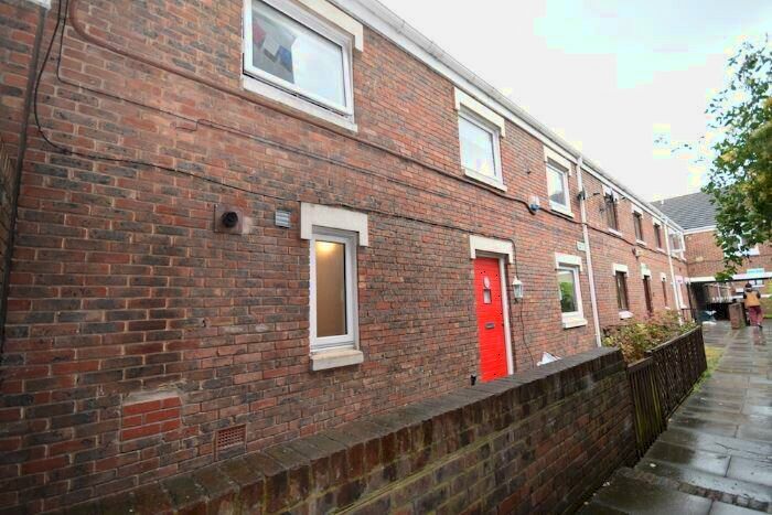 5 Bedroom Terraced House To Rent In Lairs Close, London, N7