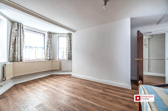 1 Bedroom Flat To Rent In Clapton Pond, Lower Clapton, Hackney, London, E5