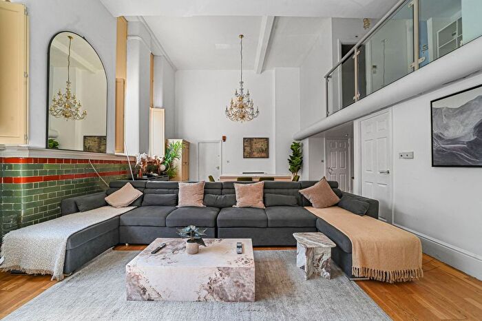3 Bedroom Flat For Sale In Hale Street, Poplar, London, E14