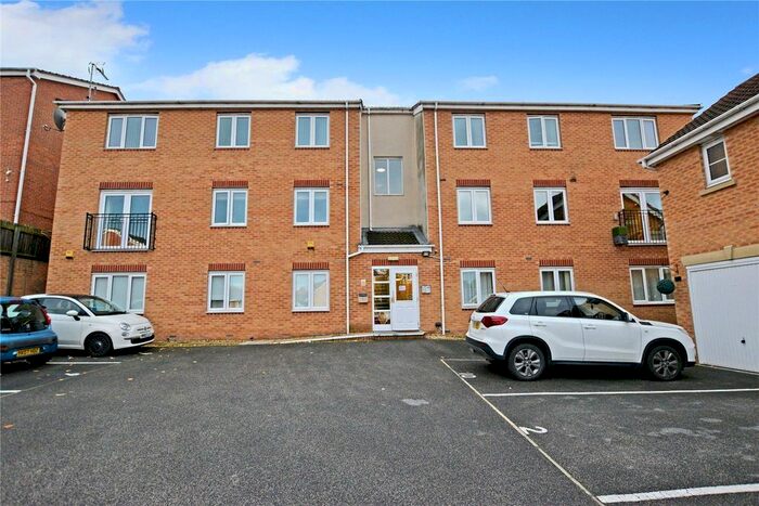 1 Bedroom Flat To Rent In Millers Croft, Castleford, West Yorkshire, WF10