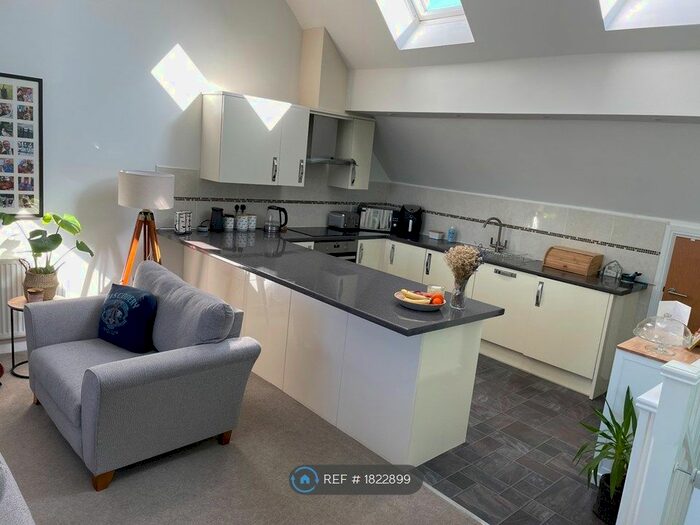 3 Bedroom Terraced House To Rent In Lister Road, Sheffield, S6