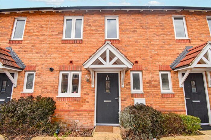 2 Bedroom Semi-Detached House To Rent In Woodpecker Way, Didcot, Oxfordshire, OX11
