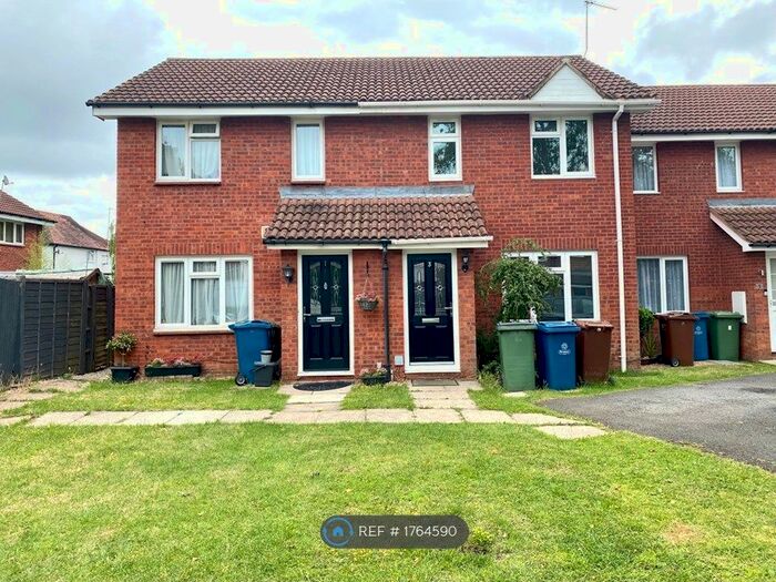 2 Bedroom Semi-Detached House To Rent In Fulbeck Way, Harrow, HA2