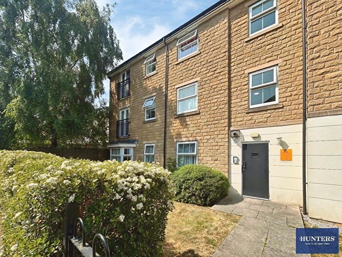 2 Bedroom Flat To Rent In Queensway, Halifax, HX1