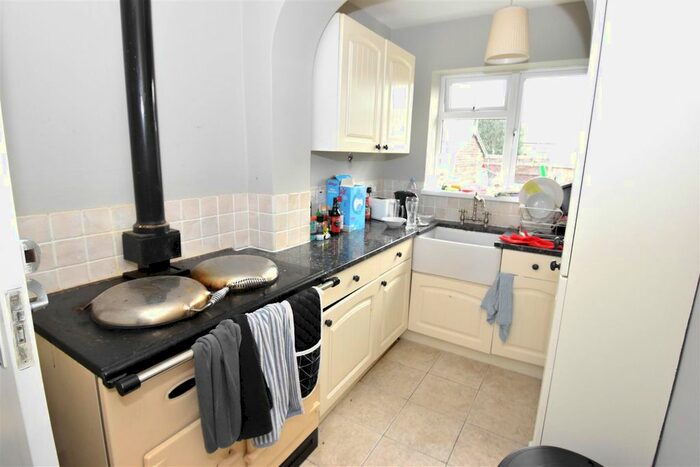 4 Bedroom Property To Rent In Hambleton Avenue, York YO10