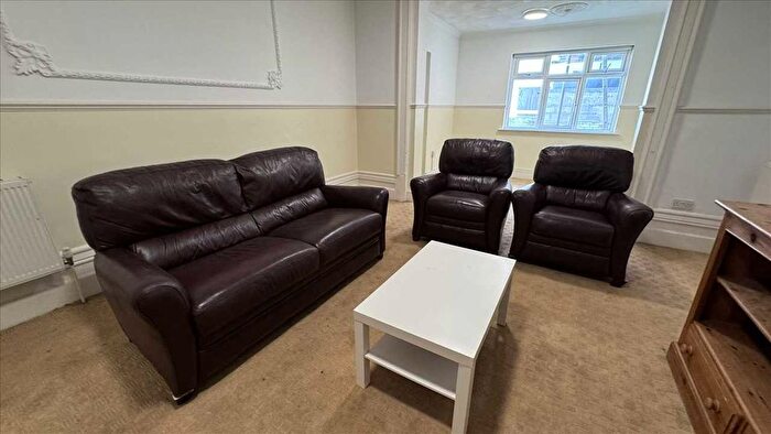 5 Bedroom Terraced House To Rent In Elm Grove, Southsea, PO5