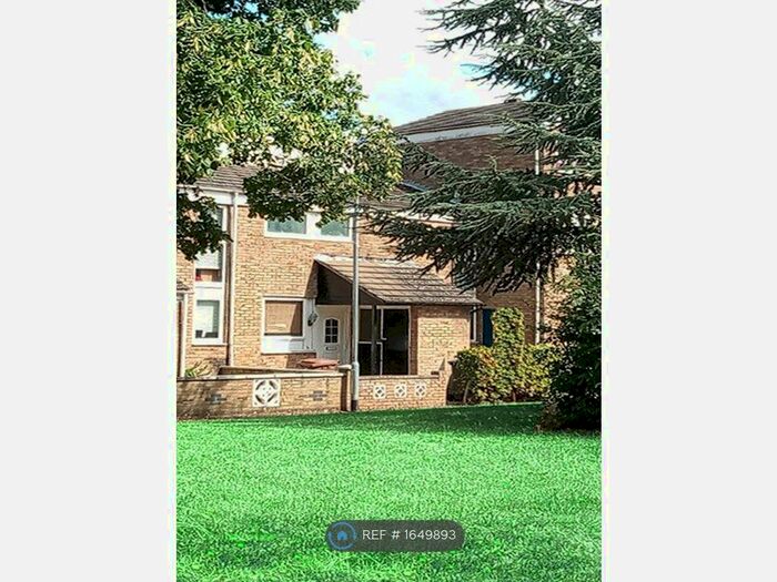 3 Bedroom Terraced House To Rent In The Goslar, Wellingborough, NN8