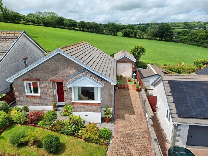 2 Bedroom Bungalow For Sale In Highview Close, Tremar, Liskeard, PL14