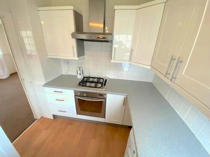 2 Bedroom Flat To Rent In Whitedalehead Road, Whitburn, EH47