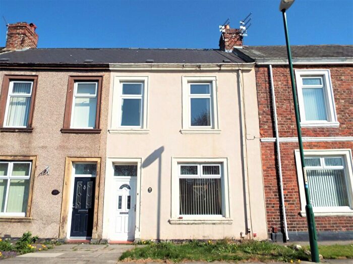 3 Bedroom Terraced House To Rent In Oak Street, Jarrow, NE32