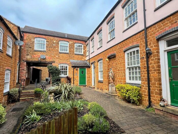 1 Bedroom Maisonette To Rent In Wesley Court, Rothwell, NN14