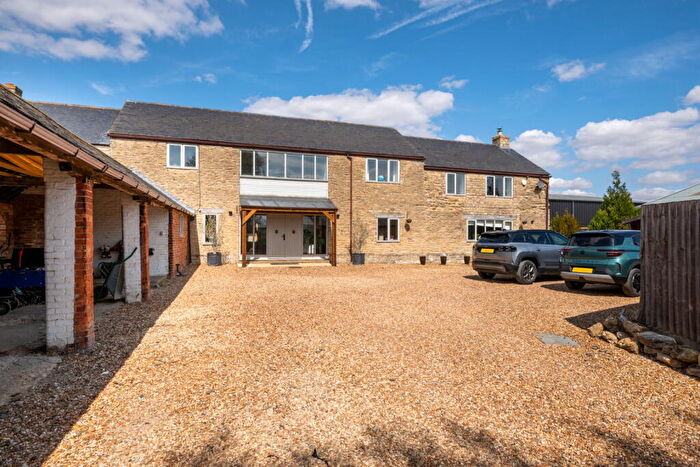 4 Bedroom Detached House For Sale In Haversham, Milton Keynes, MK19