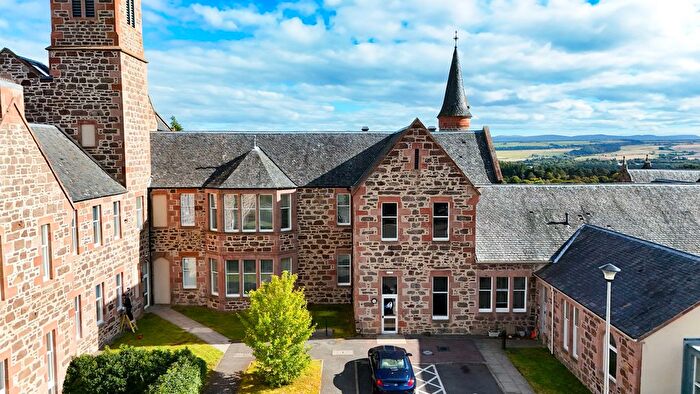 2 Bedroom Flat For Sale In Great Glen Place, Inverness, IV3