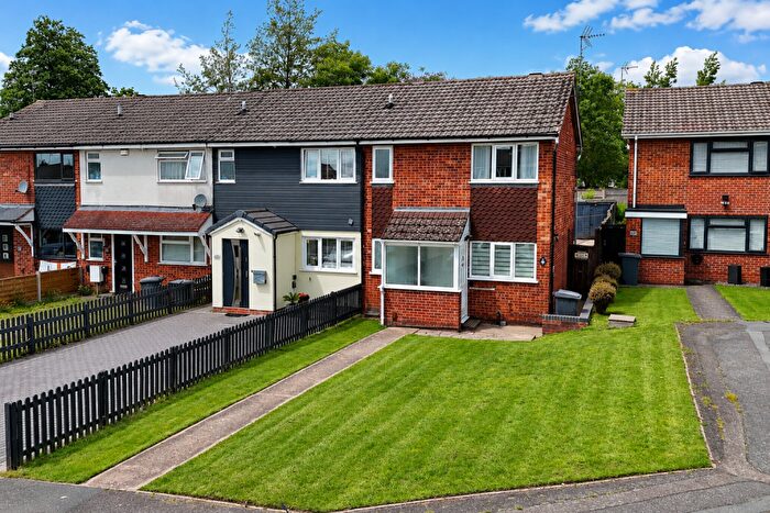 2 Bedroom Town House For Sale In Shire Close, Leicester, Leicestershire, LE3