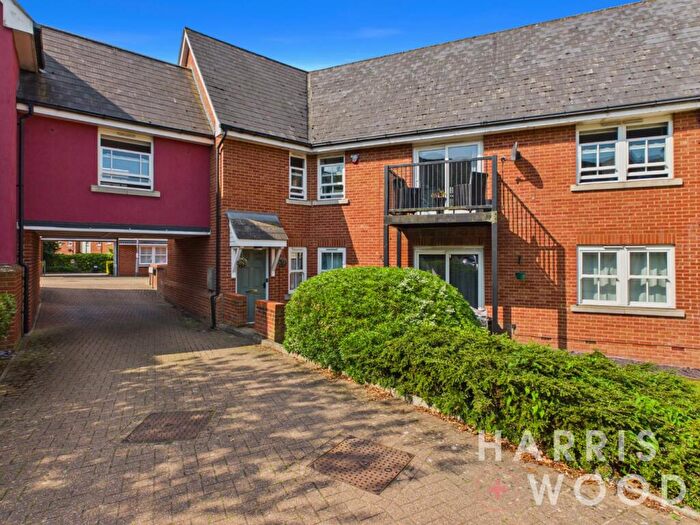 3 Bedroom Maisonette For Sale In Rouse Way, Colchester, Essex, CO1