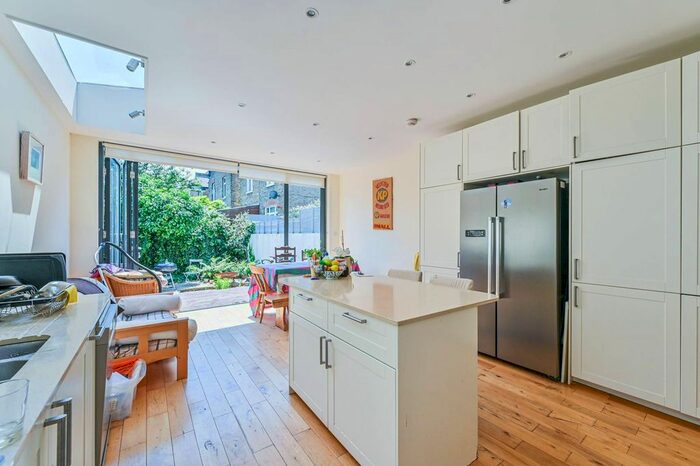 5 Bedroom Terraced House To Rent In Lavenham Road, Southfields, London, SW18