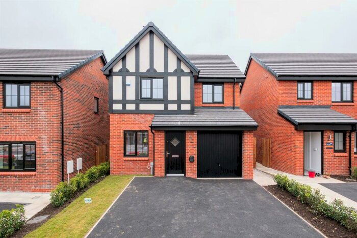 3 Bedroom Detached House To Rent In Stokers Drive, Horwich, BL6