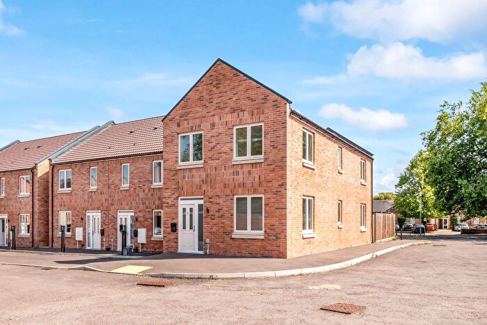 4 Bedroom End Of Terrace House For Sale In Lake Lane, Frampton On Severn, Gloucester, GL2