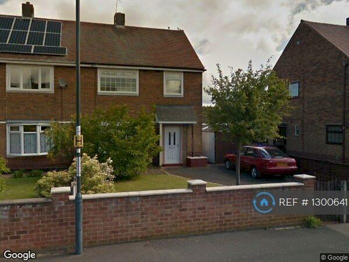 3 Bedroom Semi-Detached House To Rent In Thorndike Avenue, Derby, DE24