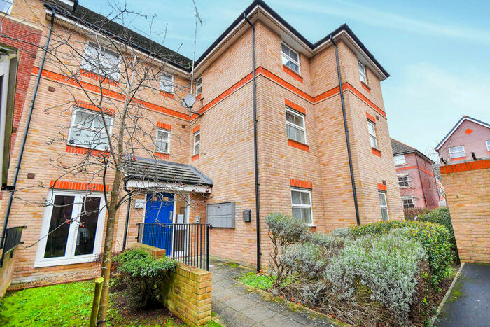 2 Bedroom Apartment To Rent In Marbeck Close, Redhouse, SN25