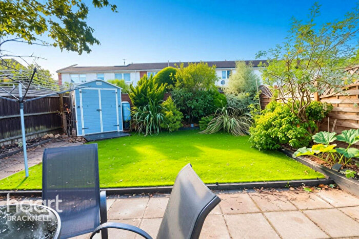 3 Bedroom End Of Terrace House For Sale In Keldholme, Bracknell, RG12