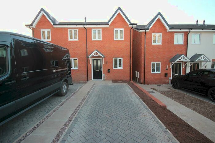 2 Bedroom Semi-Detached House To Rent In Corbyns Hall Lane, Brierley Hill, DY5