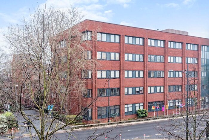1 Bedroom Flat For Sale In Electra House, Farnsby Street, Swindon, Wiltshire, SN1