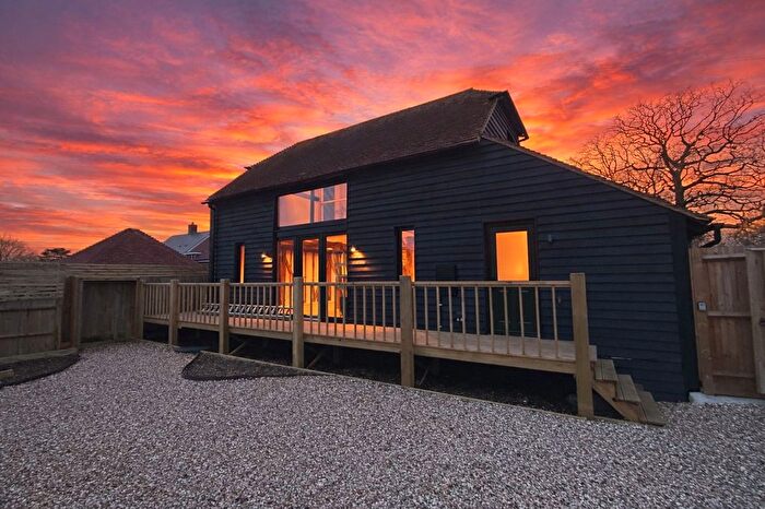 2 Bedroom Detached House For Sale In Wicket Gardens, Slinfold, RH13