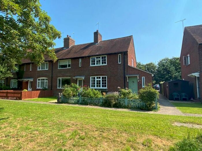 3 Bedroom End Of Terrace House For Sale In North Drive, Harwell, Didcot, Oxfordshire, OX11