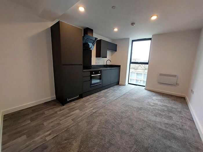 1 Bedroom Apartment To Rent In Burlington Square, Burlington Street, Chesterfield, S40