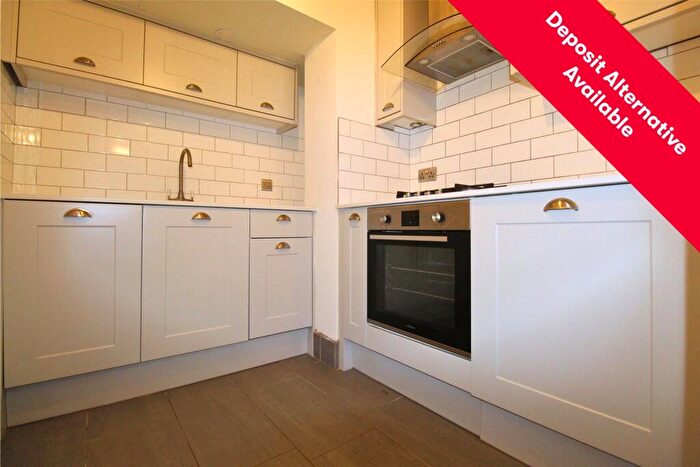 2 Bedroom Apartment To Rent In Redland Road, Bristol, Somerset, BS6