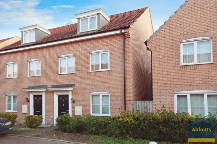 3 Bedroom Property To Rent In Teasel Close, Bury St. Edmunds, IP28