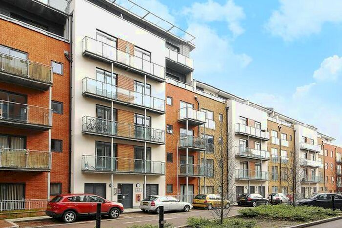 1 Bedroom Flat To Rent In Rosse Gardens, Hither Green, London, SE13