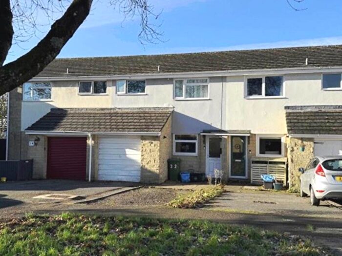 3 Bedroom Terraced House For Sale In Westwood Drive, Frome, BA11