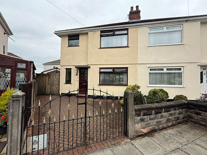 3 Bedroom Semi-Detached House For Sale In Norton Grove, Maghull, L31