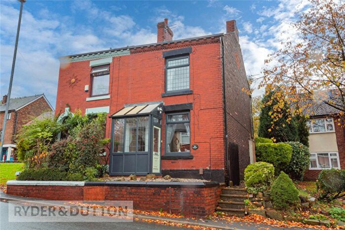 2 Bedroom Semi-Detached House For Sale In Middleton Road, Royton, Oldham, Greater Manchester, OL2
