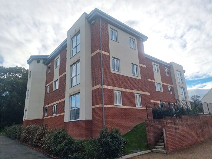 2 Bedroom Flat For Sale In Betony Drive, Newton Abbot, Devon, TQ12