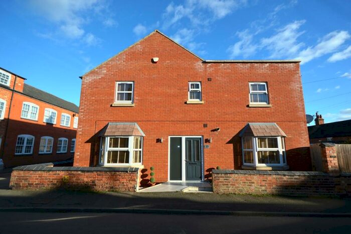 3 Bedroom Semi-Detached House To Rent In North Road, Earls Barton, Northampton, NN6