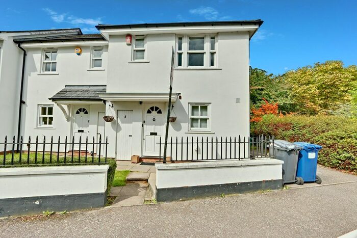 3 Bedroom Terraced House To Rent In Verwood Drive, Hadley Wood, EN4